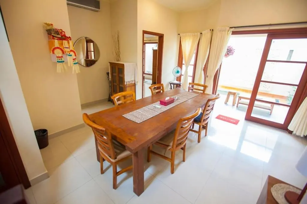 Vibrant Getaway In Seminyak: Villa Buyaya