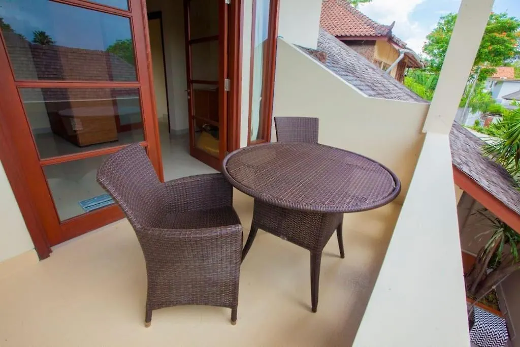 Vibrant Getaway In Seminyak: Villa Buyaya